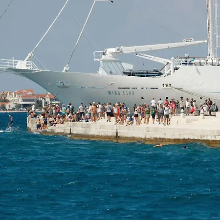 Gorgeous In Popovici With Wifi Vakantiehuis