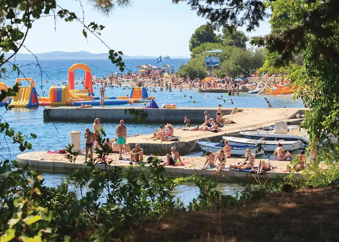 Gorgeous In Popovici With Wifi Popovici (Sibenik-Knin)