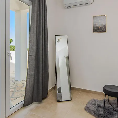 Hébergement de vacances Gorgeous In Popovici With Wifi *